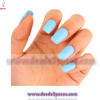 Esmalte Moshita en color AZUL PASTEL CLARO  15ml.