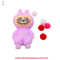 Squishi LABUBU decorado con pompones en colores pástel 10 x 7 cm. UQ-J011-31