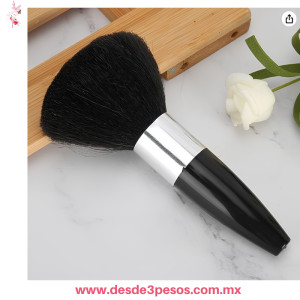 Brocha para Maquillaje mango de plastico 15 x 3 cm. FS-25
