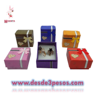 Paquete con 24 Cajas de Regalo Para Anillo en colores 5 x 4.5cm.