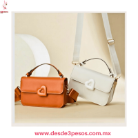 Bolsa Vinil con Correa un Cierre detalle Corazon en broche y colores 19 x 13 cm. 