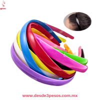 Bolsa con 12 Diademas de plÂ stico en colores 2.5 cm de ancho 