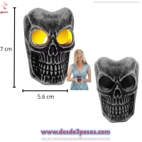 Craneo con Lampara Luz Cálida pilas incluidas caja con 12 pza. Precio por 1pza, 7 x 5.5cm. 