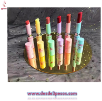 Estuche con 6 Labiales en diferente tono con Aromas Frutales FAVOR BEAUTY 8 X 1.5cm. 