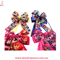 Moño con Pico de Garza Decorado de Personaje Guerrera K-Pop en colores 17 x 13 cm. 