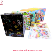 Paquete con 12 Bolsa de regalo Chica en papel delgado varios Diseños 22.5 x 19.5 cm. C-2-14