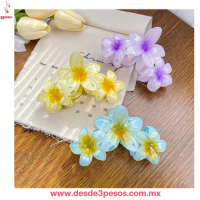 Paquete con 12 Pinzas decorada con 3 Flores Colores Pastel matte 10x6cm. QHP-F358