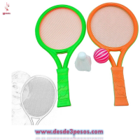 Par de Raquetas de Plastico con Gallito y Pelota 37 x 15 cm. 