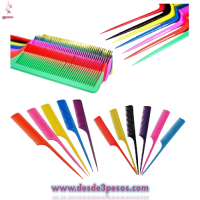 Paquete con 12 Peine de cola  21cm de largo  en varios colores