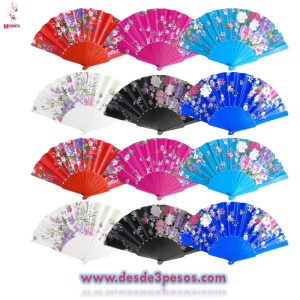 Abanico de plastico,decorado en tela en  6 Colores diferentes 22.5 cm 