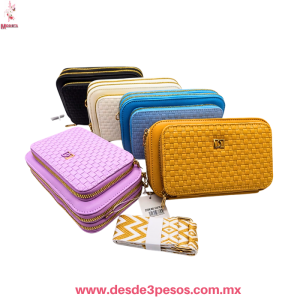 Bolsa Vinil con Correa Ancha y Tres Diviciones con cierre en varios Tonos lisos 22 c 14 cm 11878-53