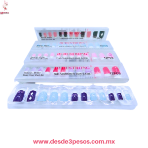 Set con 12 uÃ±as postizas decoradas varios tonos 